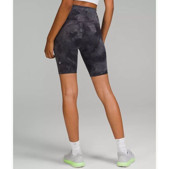 Lululemon Wunder Train High-Rise Short 8" size 4 - Picture 2 of 6